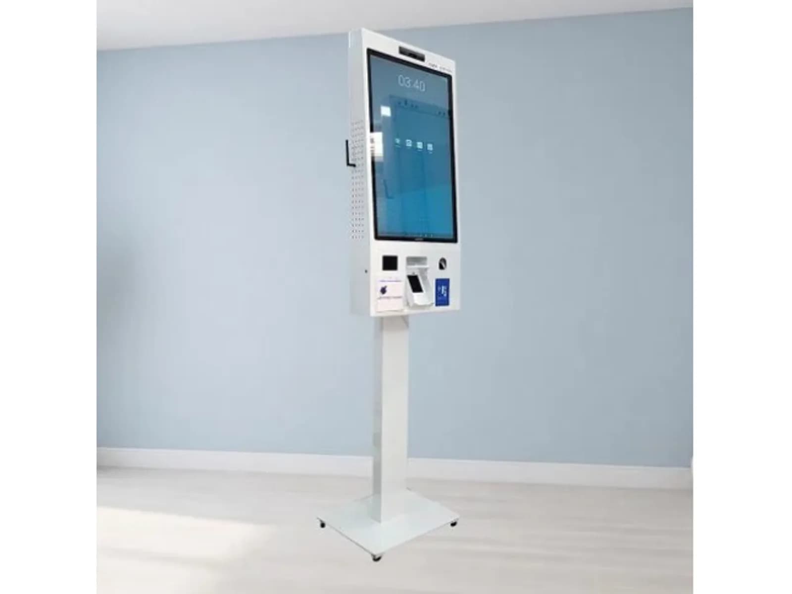 KIOSK Self service COMQ Q-KIOSK 22LMT (Series) - Góc 2: Mặt bên
