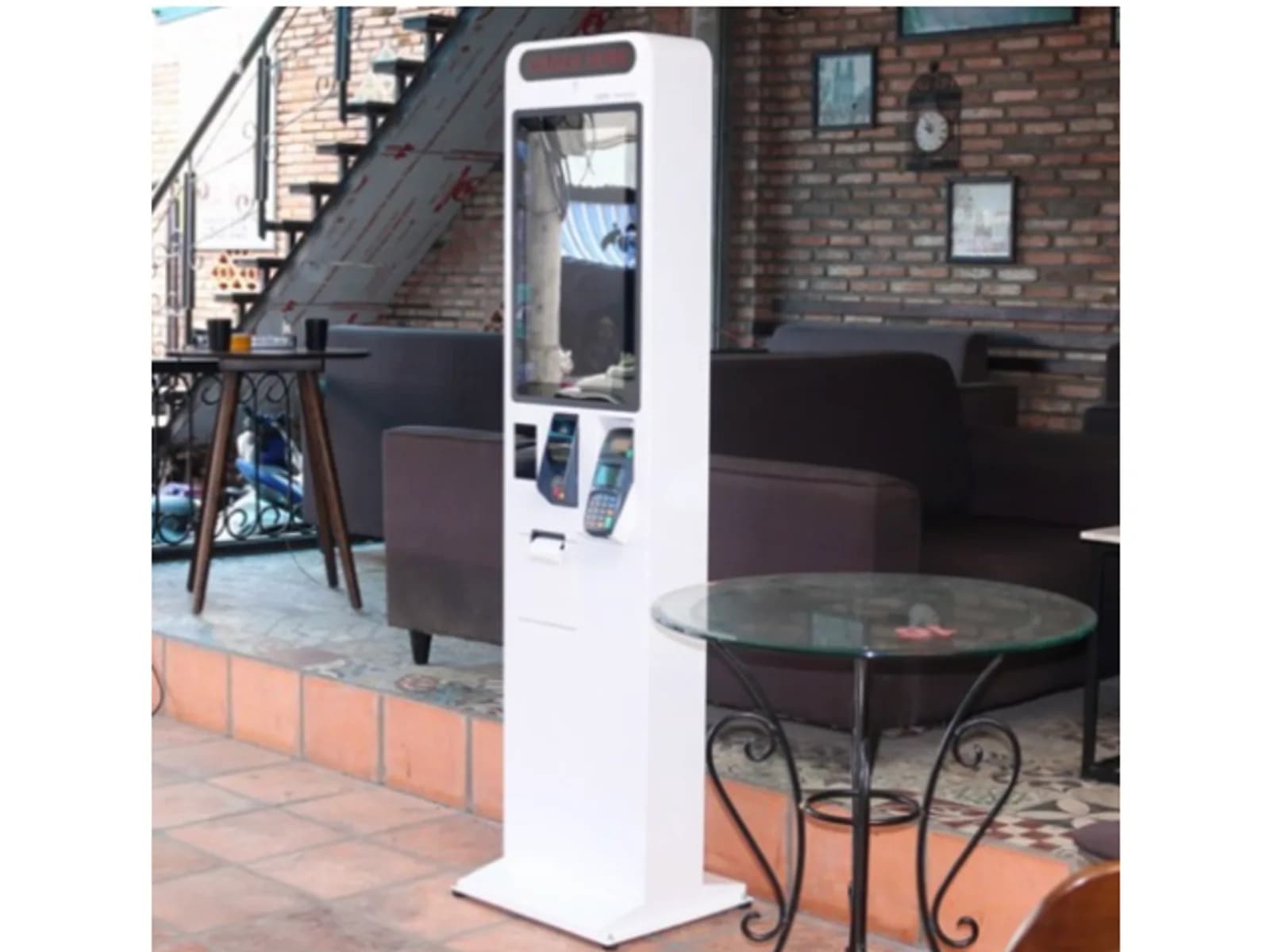 KIOSK Self service COMQ Q-KIOSK 24PMT (Series) - Góc 4: Kết nối