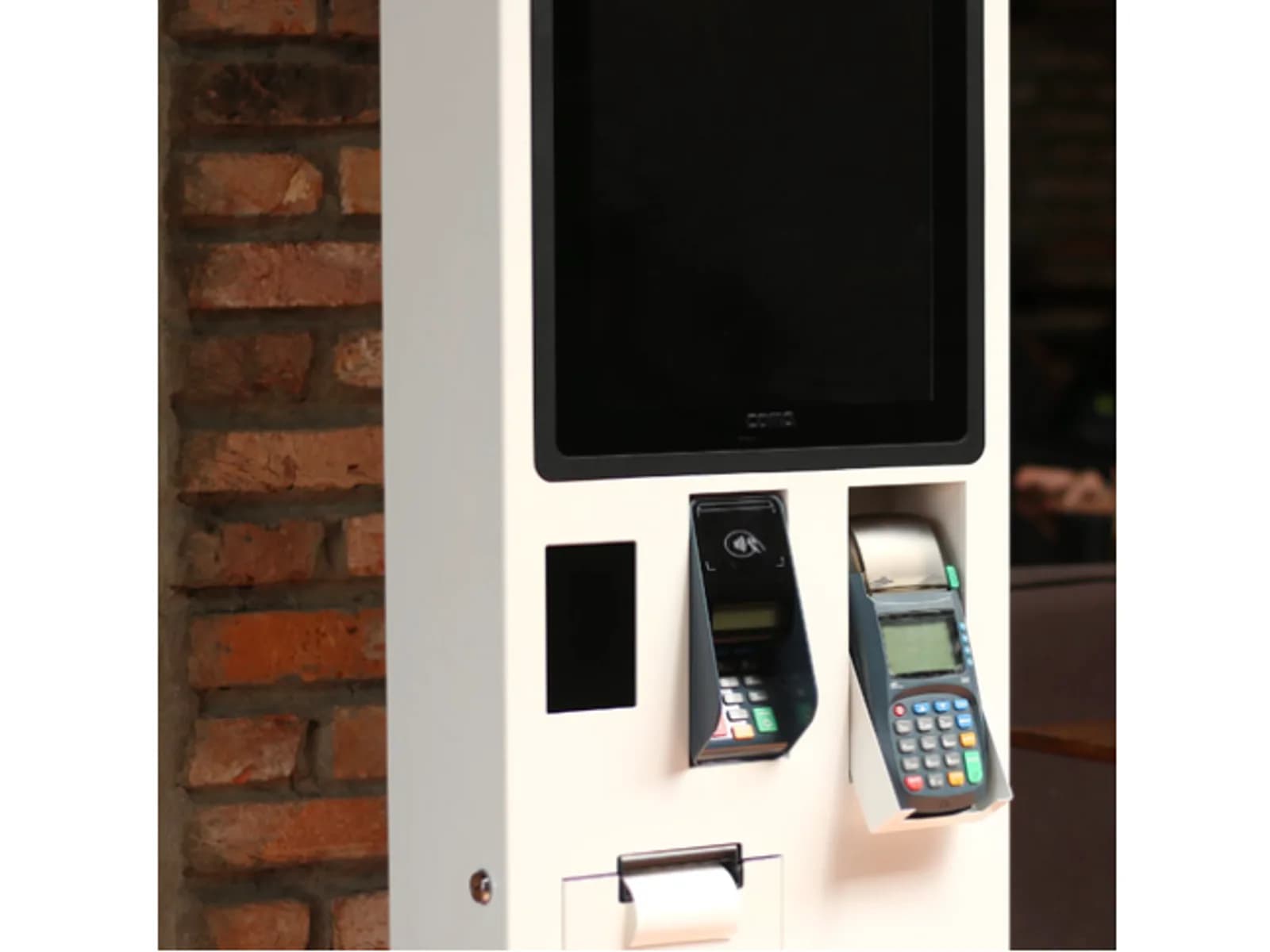 KIOSK Self service COMQ Q-KIOSK 32PMT (Series) - Góc 5