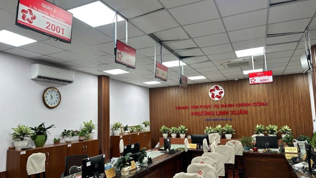 Hoàn thiện hệ thống QMS Kiosk tại phường Linh Xuân - nâng tầm trải nghiệm của người dân. - hình ảnh 1