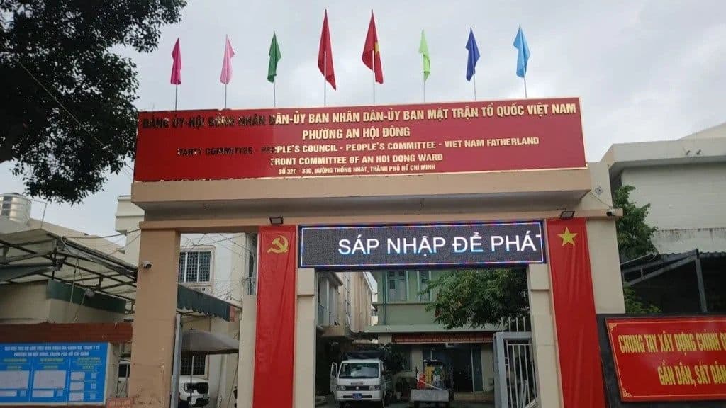 Phường An Hội Đông Hiện Đại Hóa cùng Hệ Thống Xếp Hàng Tự Động và Kiosk Dịch Vụ Công AI đến từ ComQ - hình ảnh 1