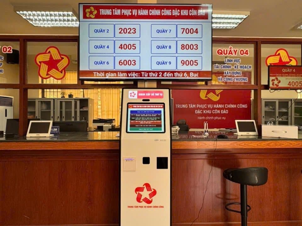 Hành Chính Công Côn Đảo Hiện Đại Hoá Quy Trình Tiếp Nhận Hỗ Trợ Thủ Tục Người Dân - hình ảnh 1